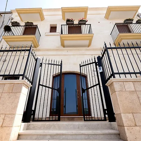 Monte Castello Nocleg ze śniadaniem 3*