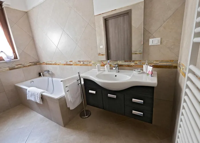 Monte Castello Villa Castelli