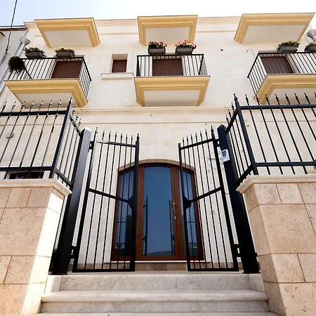 Monte Castello Bed & Breakfast 3*