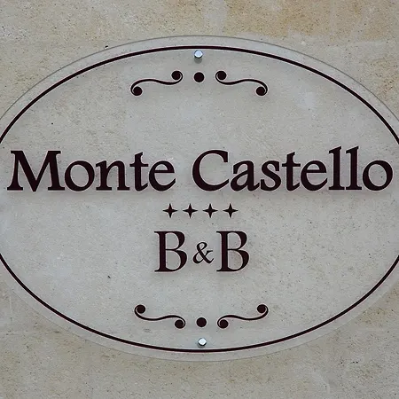 Monte Castello 3* Villa Castelli